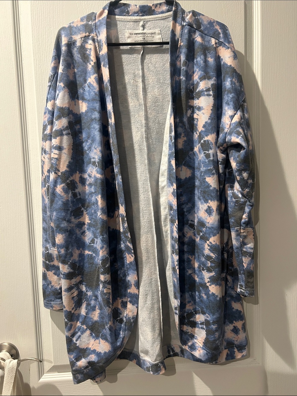 French Laundry Blue and Cream Tie-Dye Open Cardigan 1X sweatshirt project